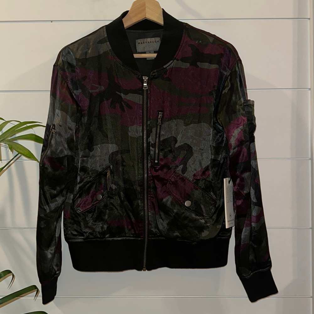 NWT Evereve Marrakech ANTHROPOLOGIE Satin Camo Bomber X Small